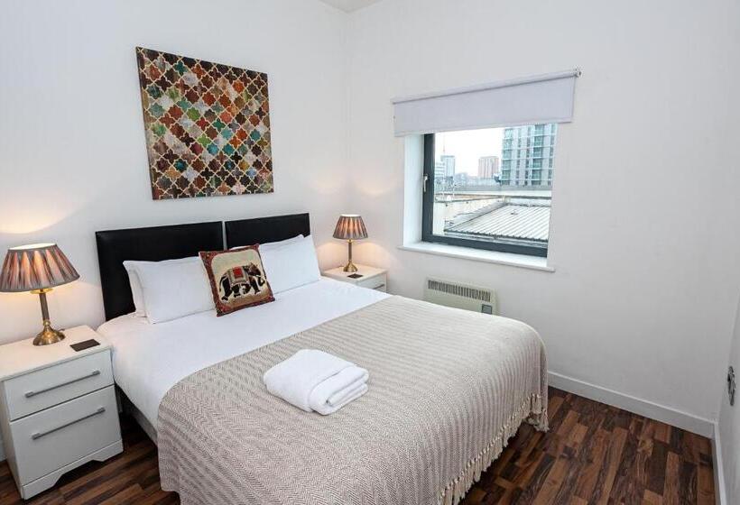 آپارتمان لوکس 2 خوابه, Dreamhouse Apartments Manchester City West