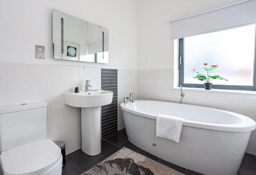 آپارتمان لوکس 2 خوابه, Dreamhouse Apartments Manchester City West