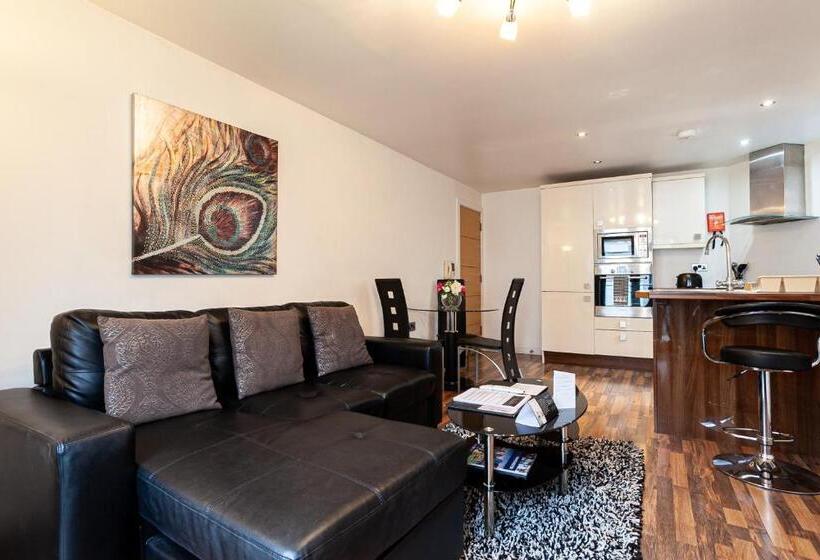 آپارتمان 1 خوابه, Dreamhouse Apartments Manchester City West