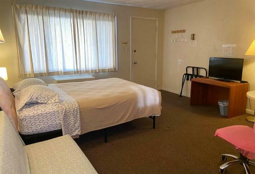 חדר סטנדרט, Driftwood Motel