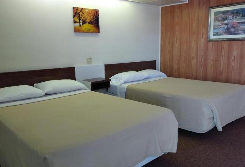 חדר סטנדרט שתי מיטות זוגיות, Driftwood Motel