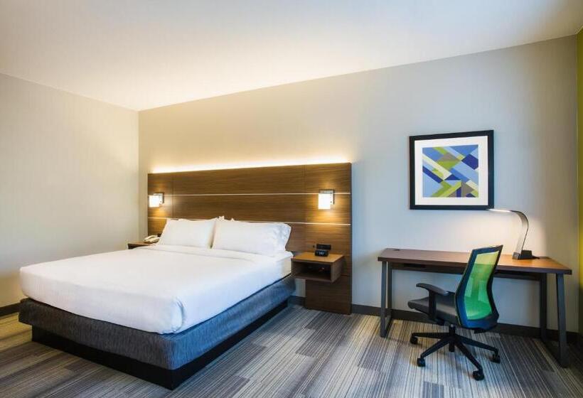 Люкс Кровать Кинг, Holiday Inn Express Hotel & Suites Cedar City, An Ihg