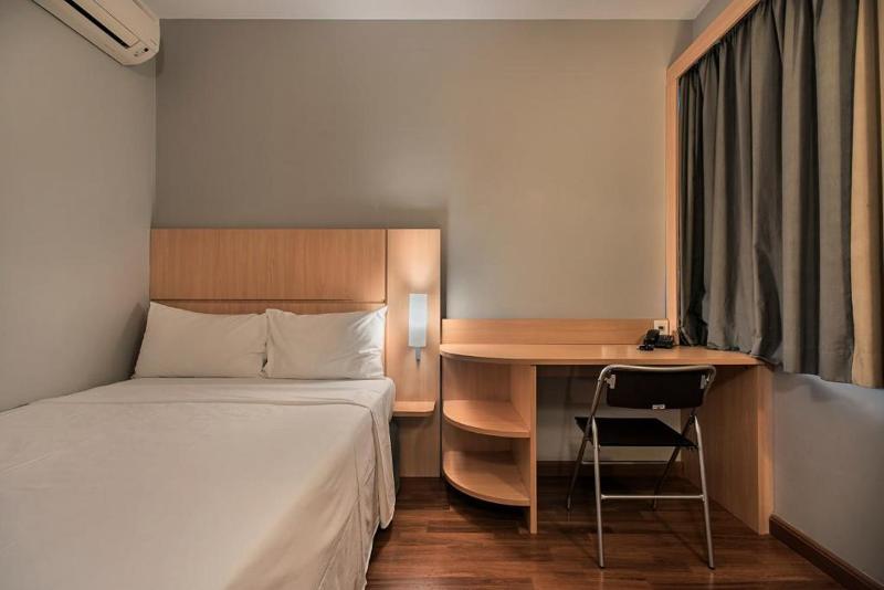 غرفة قياسية سرير كينج لذوى الإحتياجات الخاصة, Holiday Inn Express Hotel & Suites Cedar City, An Ihg