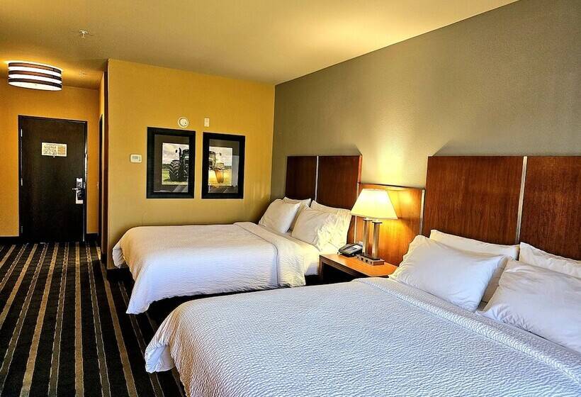 غرفة قياسية, Holiday Inn Express & Suites Perry National Fairground Area, An Ihg