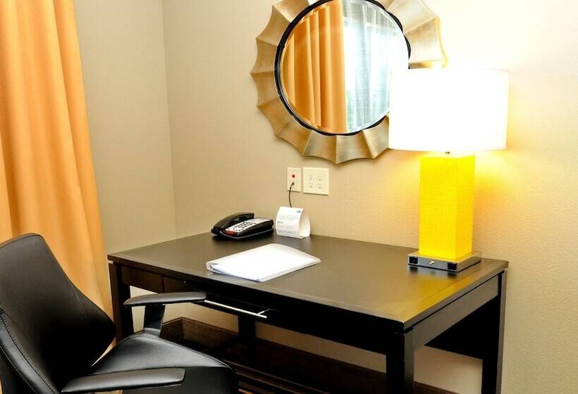 Люкс, Holiday Inn Express Covington Madisonville, An Ihg
