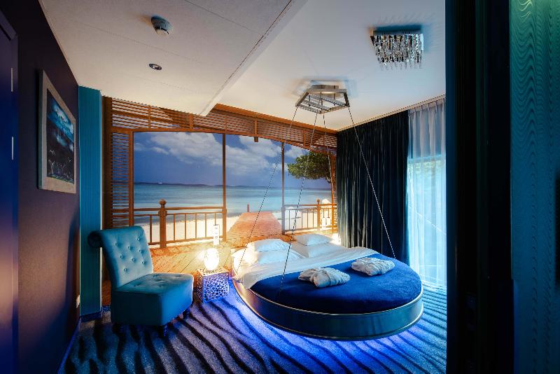 דירת חדר סופריור, Lenart