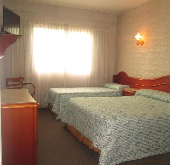 اتاق کلاسیک سه تخته, Luey