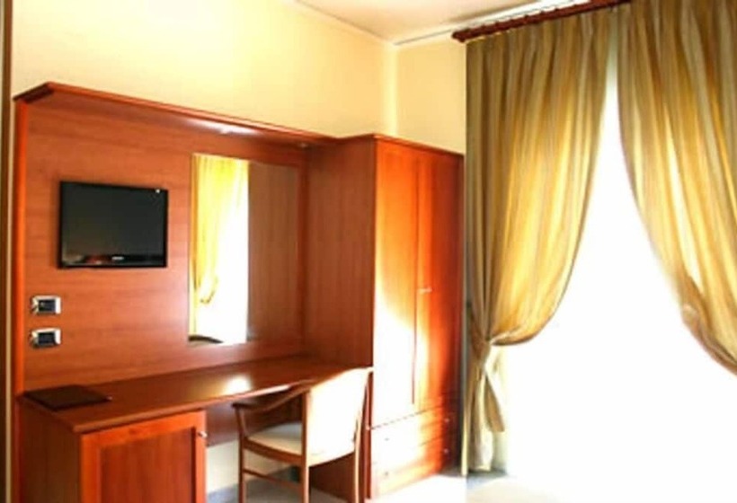 スタンダードトリプルルーム, Luxor