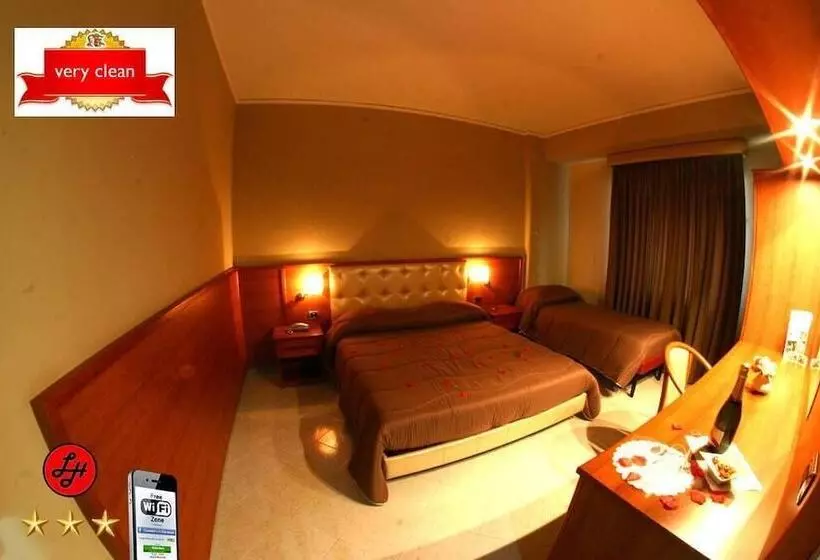 اتاق استاندارد چهار تخته, Luxor