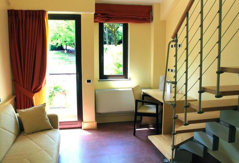 Полулюкс, Relais Sans Soucis & Spa