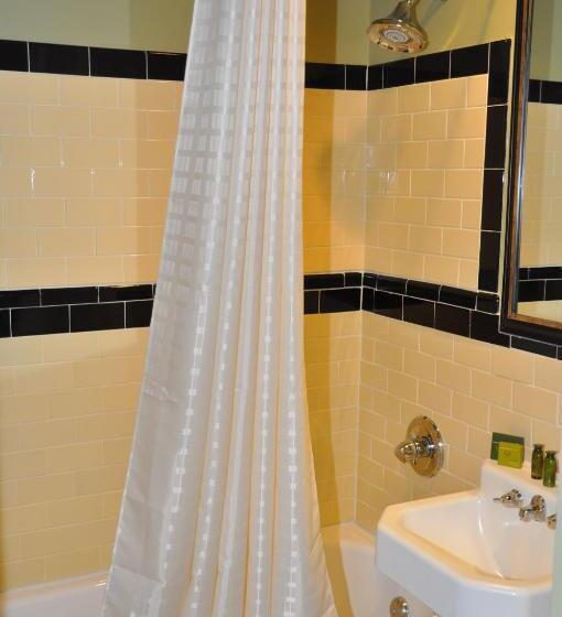 غرفة قياسية سرير كينج, The Murray