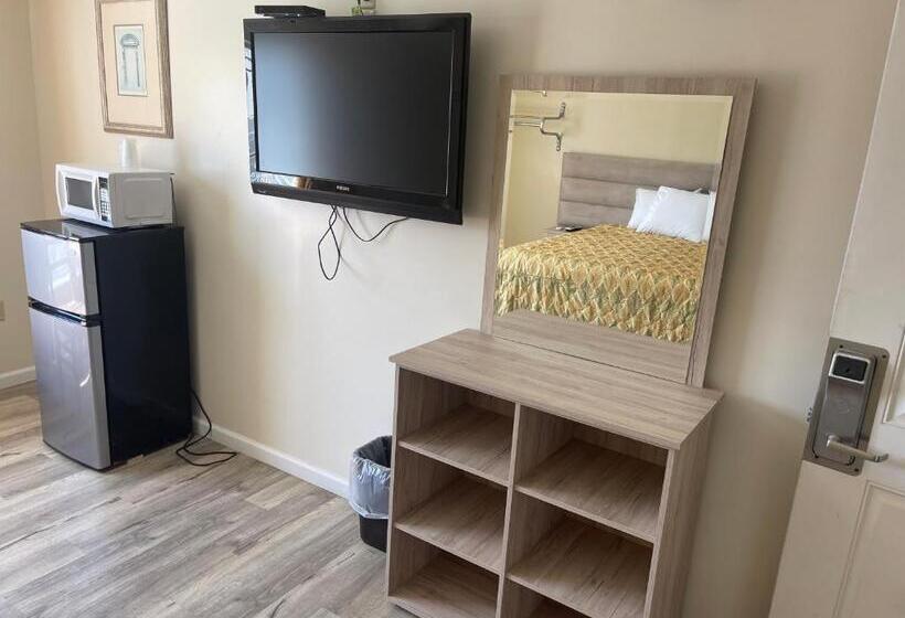 キングサイズベッドのスタンダードルーム, Coastal Inn   Ocean City
