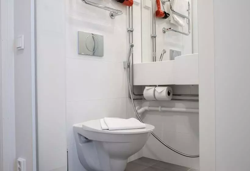 اتاق استاندارد یک نفره, Omena Hotel Vaasa Espen