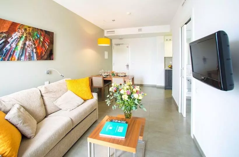 آپارتمان 1 خوابه, Ona Living Barcelona