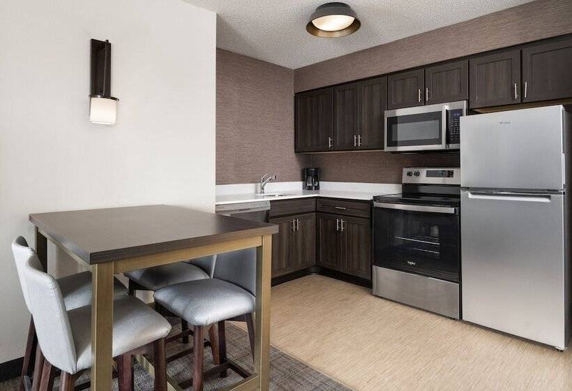 Люкс 2 Спальни, Residence Inn Mount Olive At International Trade Center