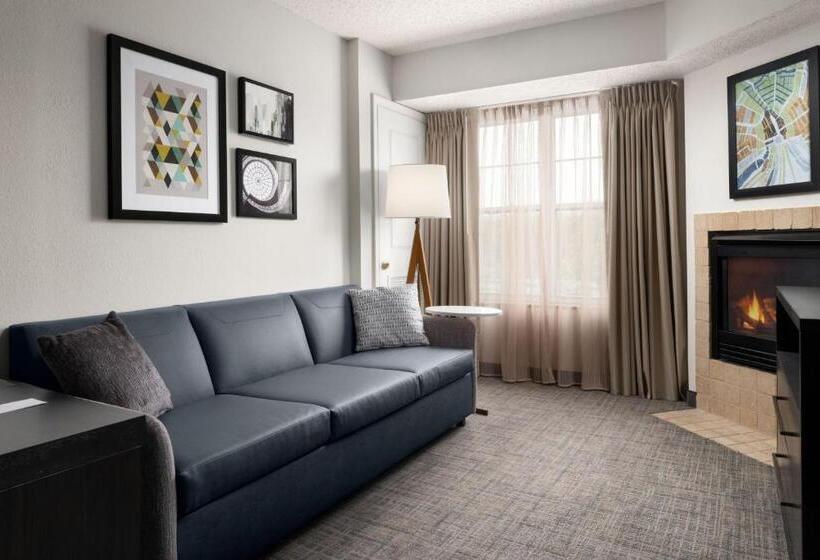 Люкс 2 Спальни, Residence Inn Mount Olive At International Trade Center