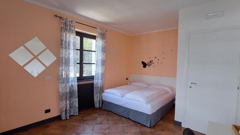 Номер Стандарт, Eden Guest House Colico