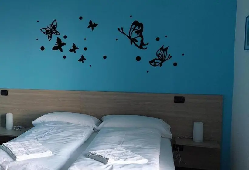 スタンダードルーム, Eden Guest House Colico
