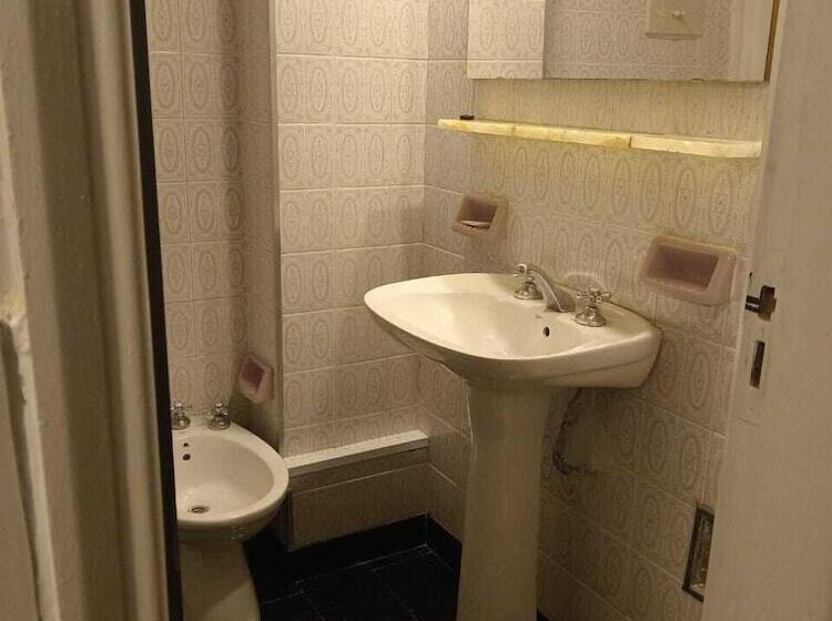 수피리어 룸, Hey U