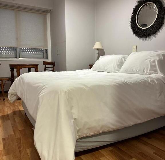 수피리어 룸, Hey U