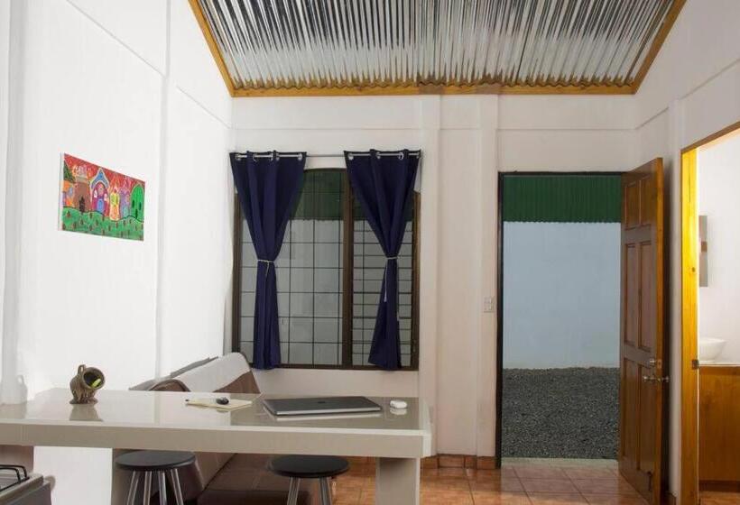 1 Bedroom Apartment Lake View, Basecamp Arenal