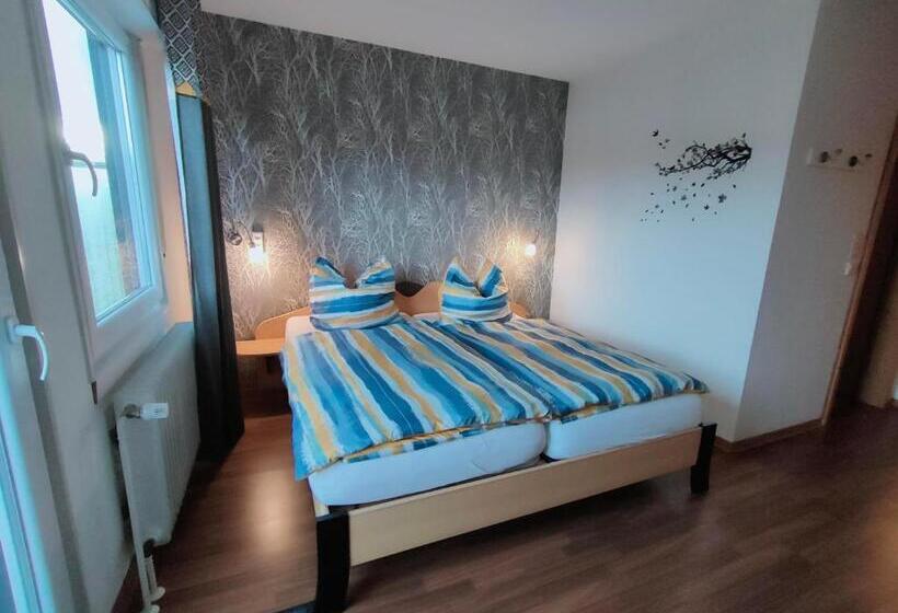 标准间带阳台, Pension Sauerland