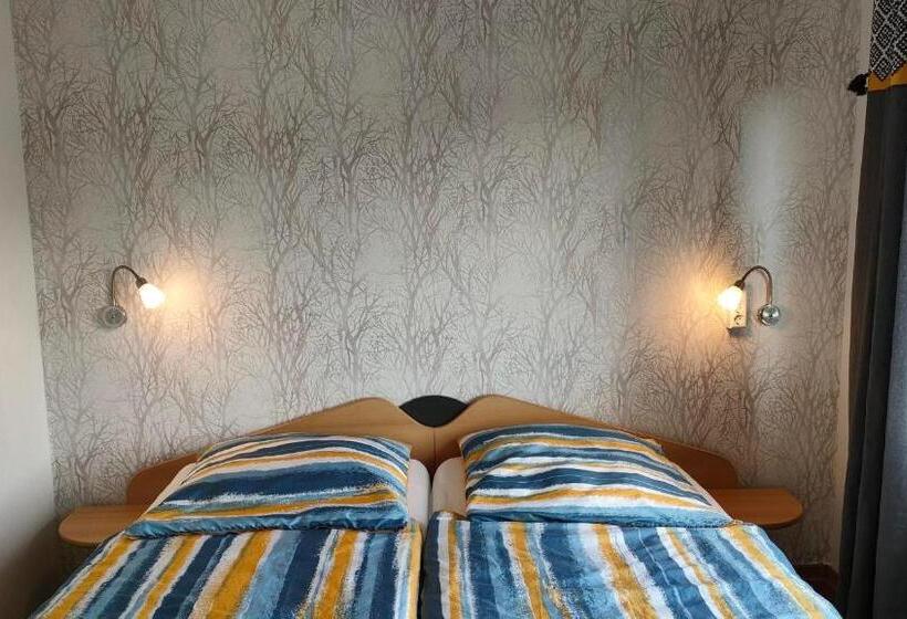 标准间带阳台, Pension Sauerland