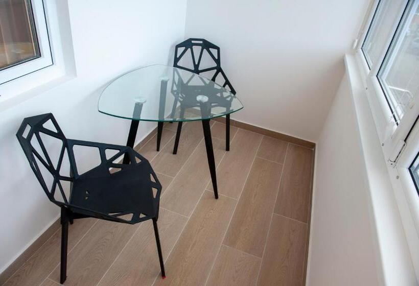 اتاق خانوادگی, Lotus Hotel Chisinau