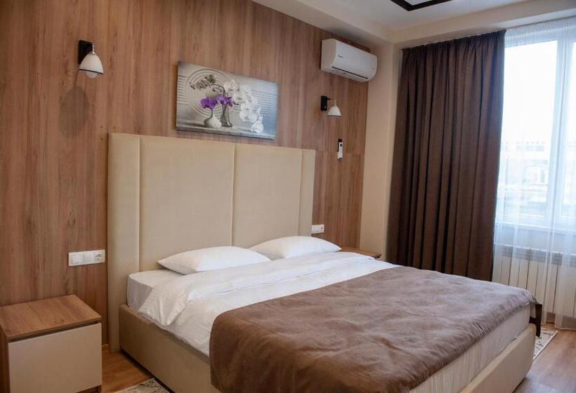 اتاق لوکس, Lotus Hotel Chisinau