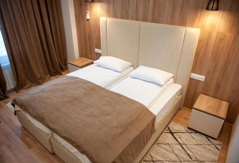 اتاق لوکس, Lotus Hotel Chisinau