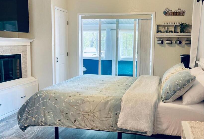 Номер Стандарт Трехместный, 1,000 Springs Riverhouse