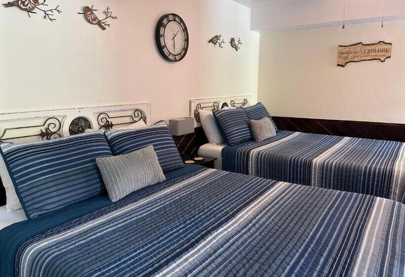 Люкс Вид на Реку, 1,000 Springs Riverhouse