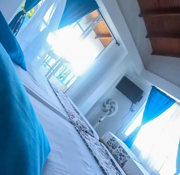 غرفة قياسية ثلاثية, Queen Elizabeth Natural Luxury