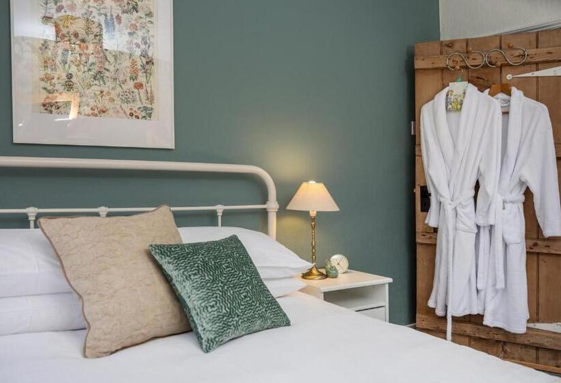 标准间, Swallows Nest Bed And Breakfast