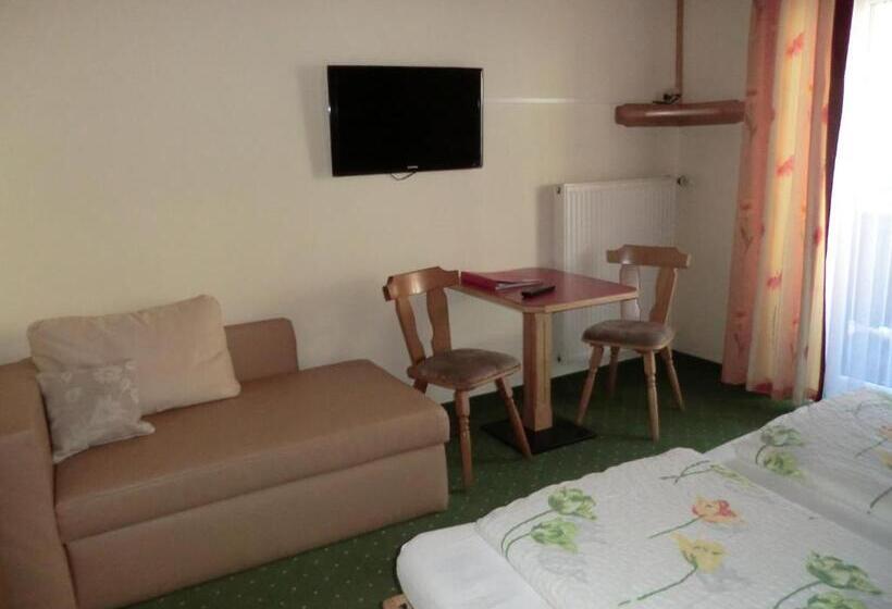 Номер Стандарт Трехместный, Alpenhotel Tauernstüberl
