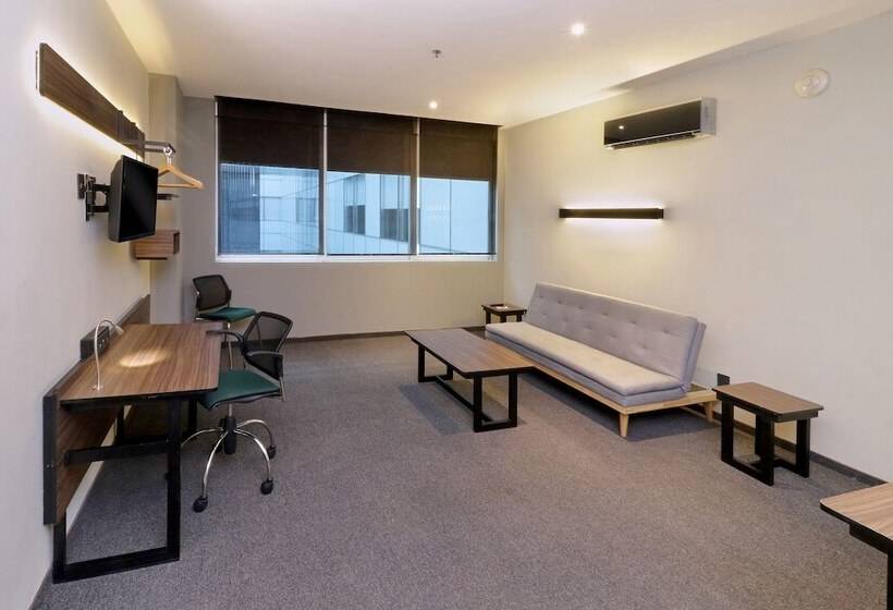 Люкс 2 Спальни, City Express Suites by Marriott Ciudad de México Santa Fe