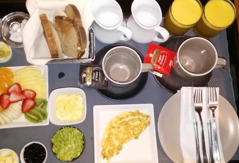 جناح سينيور مطل علي البحر, Boutique Casadoca