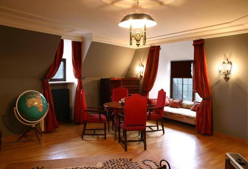 جناح ديلوكس, Burg Rabenstein