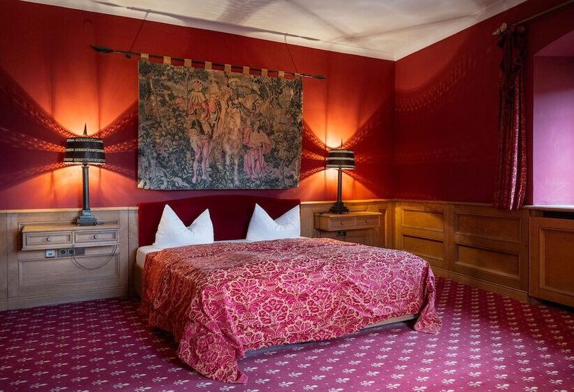 غرفة سوبيريور, Burg Rabenstein