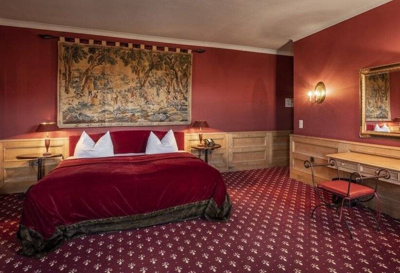 جناح جونيور, Burg Rabenstein