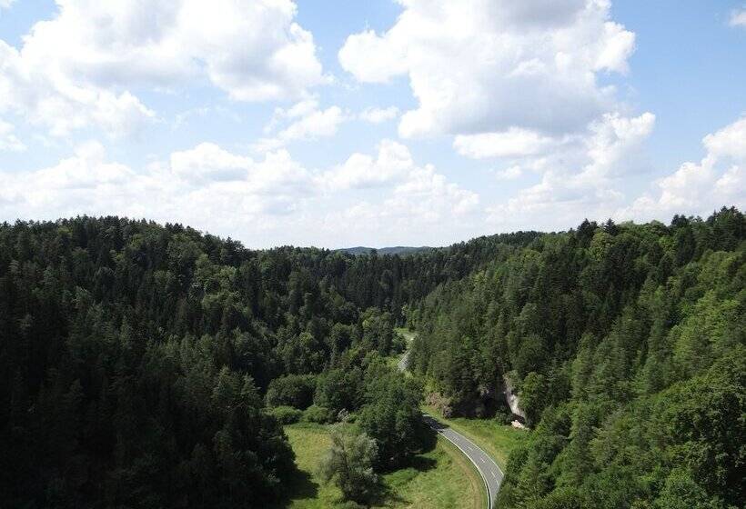 جناح, Burg Rabenstein