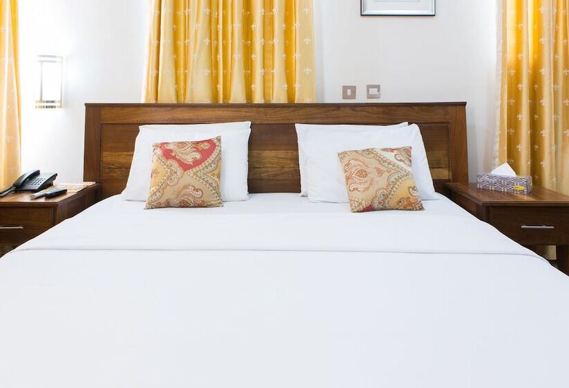 غرفة قياسية, Charleston