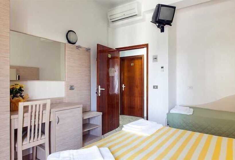 اتاق استاندارد سه نفره, Corallo