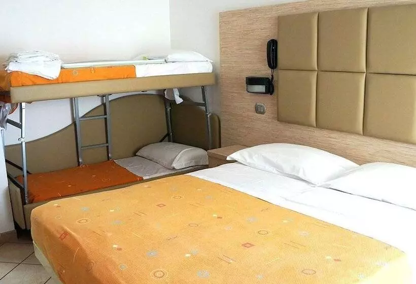 スタンダード４人部屋, Corallo