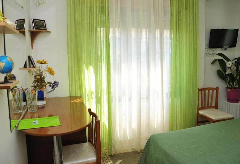 스탠다드 룸, Kaduku