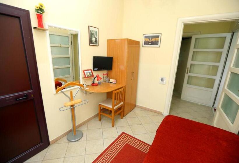 스탠다드 싱글 룸, Kaduku