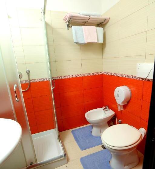 스탠다드 트리플 룸, Kaduku