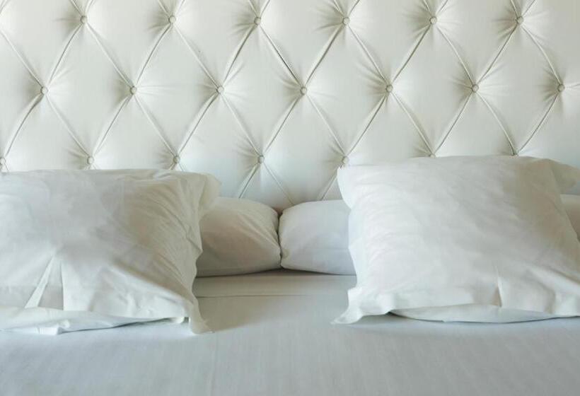 스탠다드 트리플 룸, Sb Plaza Europa