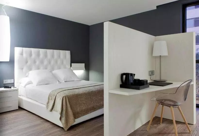 اتاق استاندارد چهار تخته, Sb Plaza Europa