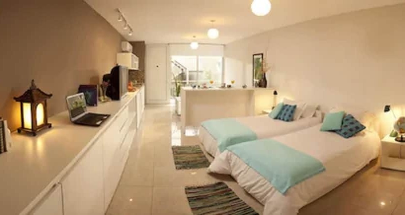 استودیوی استاندارد, Soho Point